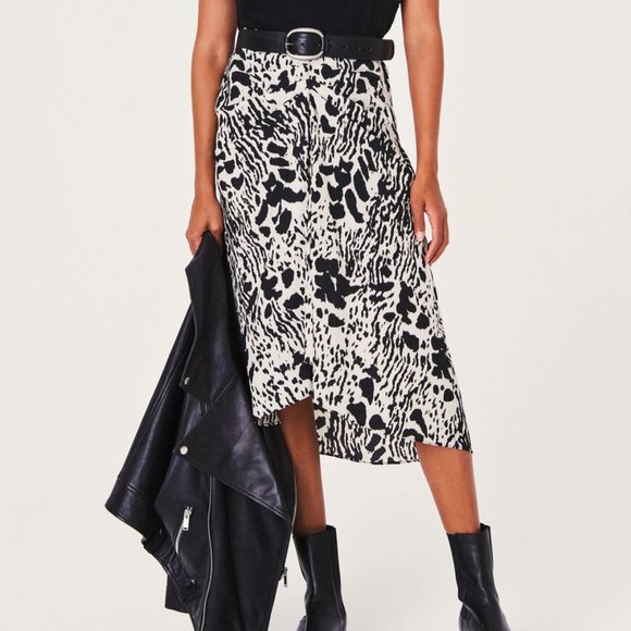 BA&SH Opera Midi Skirt In Animal Print - Picture 1 of 4